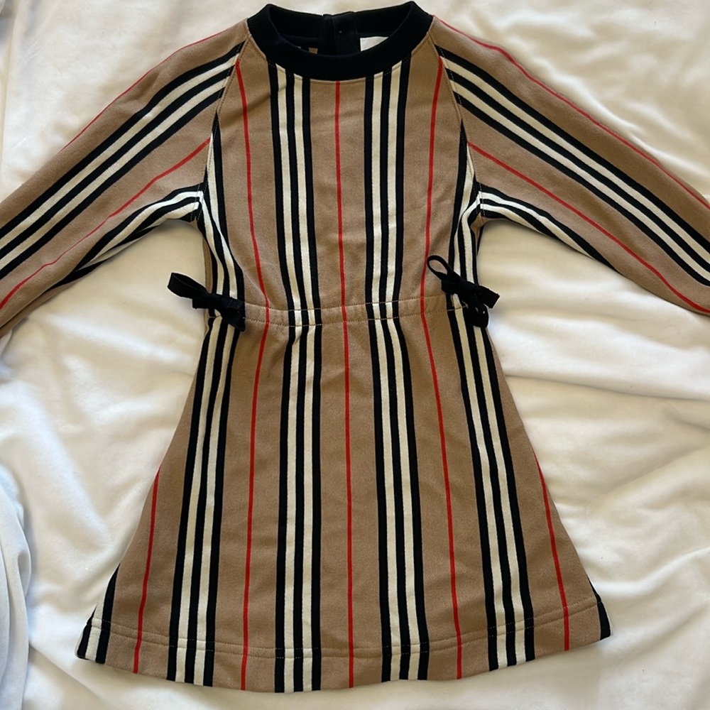 BURBERRY STRIPPED SWEATER DRESS SIZE 2 GIRLS